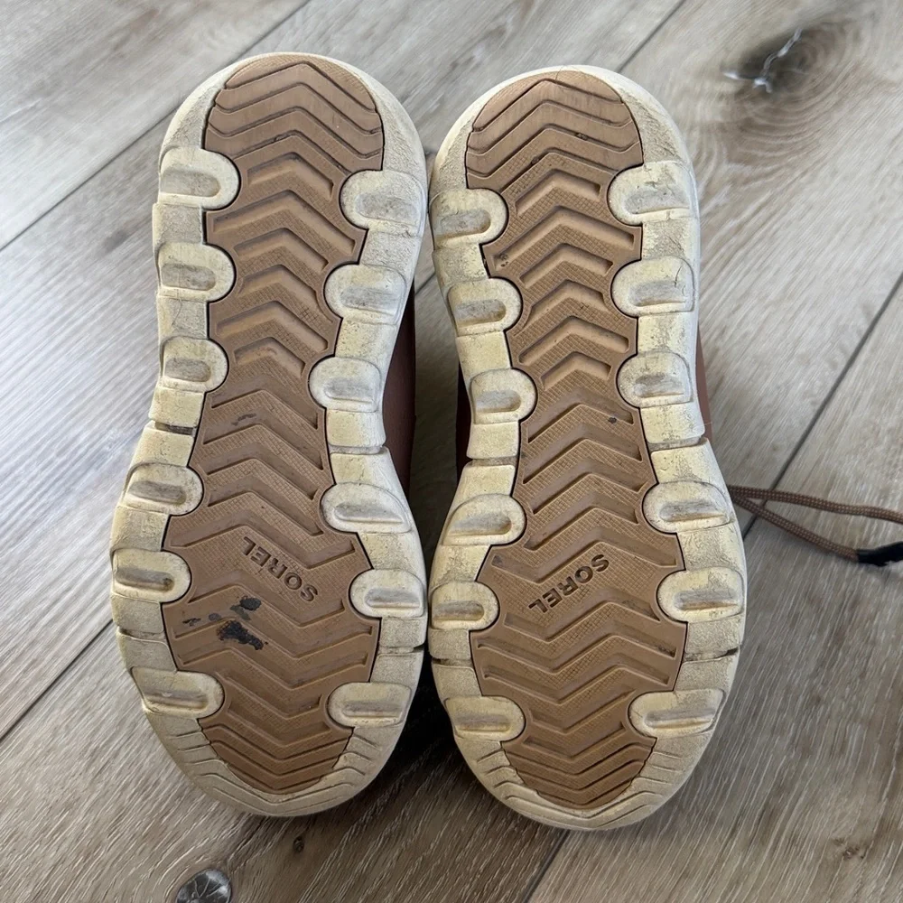 SOREL Kids Explorer Joan Boots